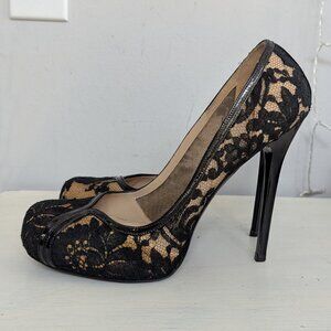 Alexander McQueen Lacy Pumps
